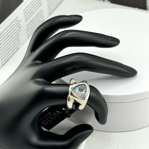 Drago Braga Jewelry - Silver ring with triangle Aquamarine, Blue crystal